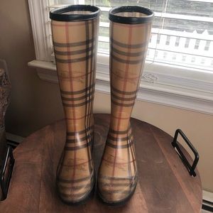 Burberry Rainboots